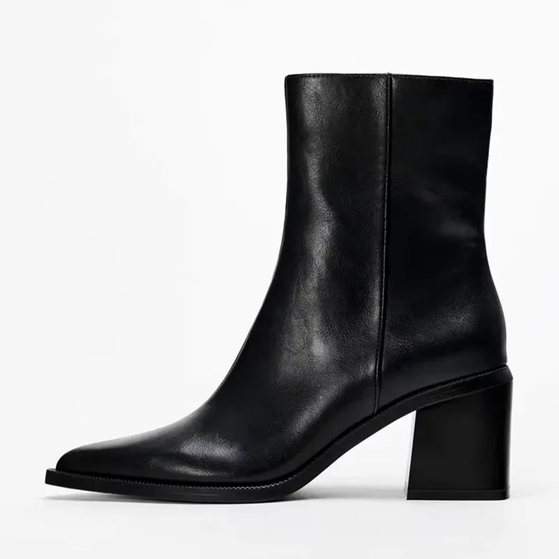 Women's Chelsea Ankle Boots in Black
