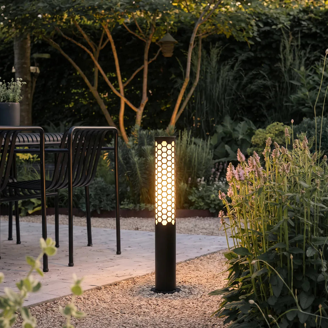 Solar Powered LED Bollard Lights Modern Honeycomb Outdoor Light - view 5