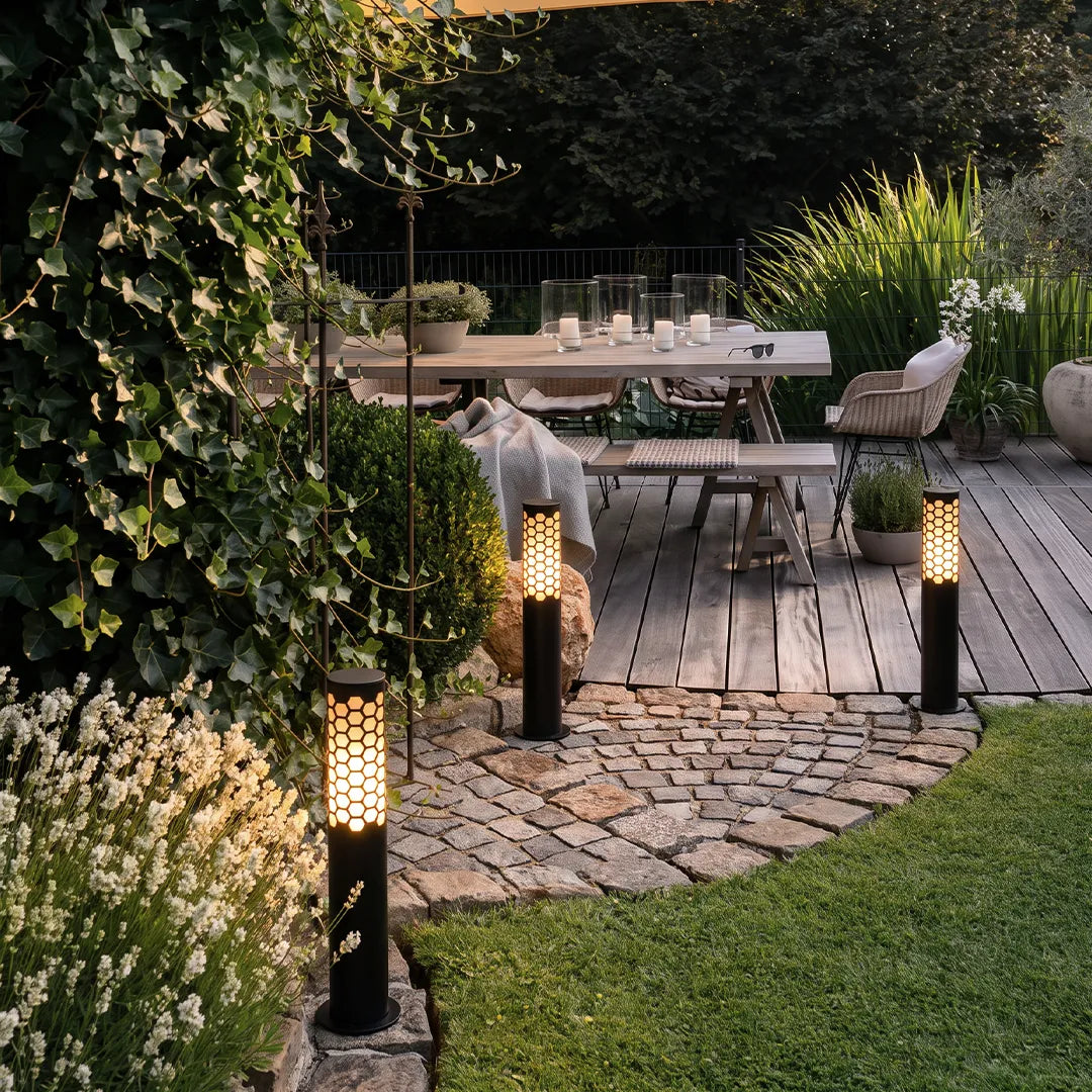 Solar Powered LED Bollard Lights Modern Honeycomb Outdoor Light - view 7