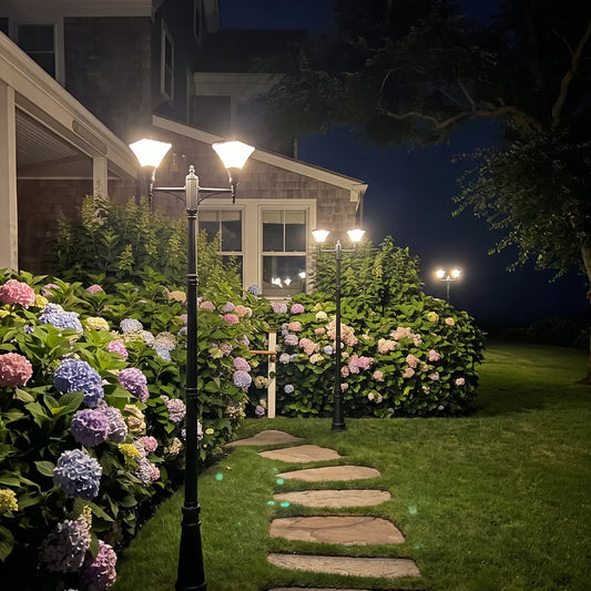 Landscape Light Post Modern Multi-head Outdoor Garden Lamp Post