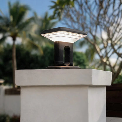 Gate Pillar Lights Modern Low-Profile Outdoor Light